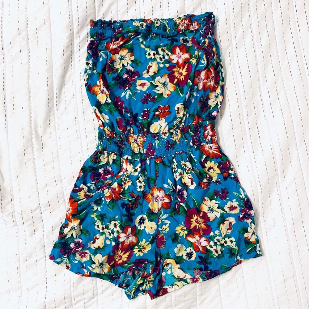 Chesley Strapless Tropical Floral Romper with POCKETS!